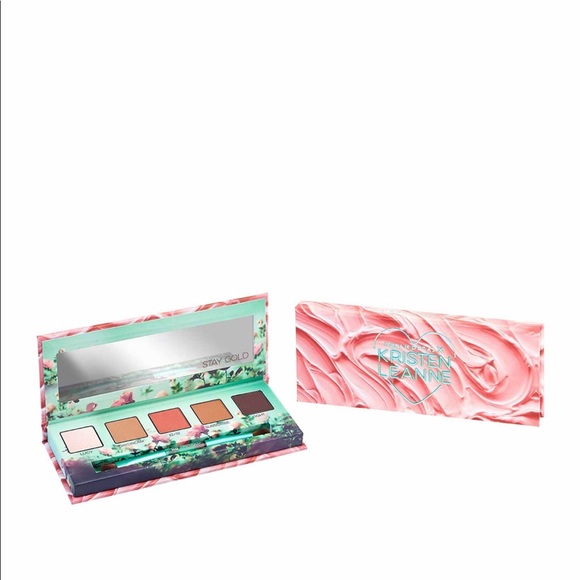 Urban Decay Other - URBAN DECAY Day Dream Eyeshadow Palette